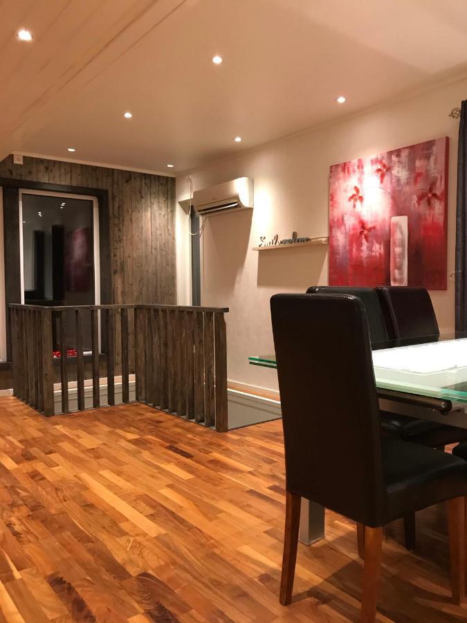 Villa Med Jacuzzi Og Nydelig Utsikt Gravdal  エクステリア 写真